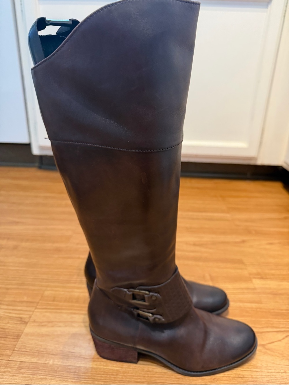 Vince Camuto boots, brown, 8.5M